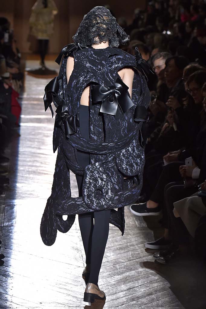 Comme des Garçons Fall 2015 - Daily Front Row