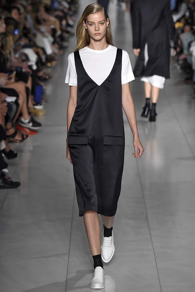 DKNY Spring 2016 Daily Front Row