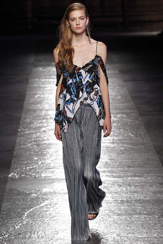Pucci makes waves at Milan fashion week with sea-themed collection, London fashion  week spring/summer 2016