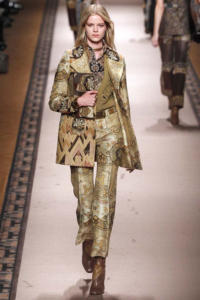 34,261 Etro Runway Stock Photos, High-Res Pictures, and Images