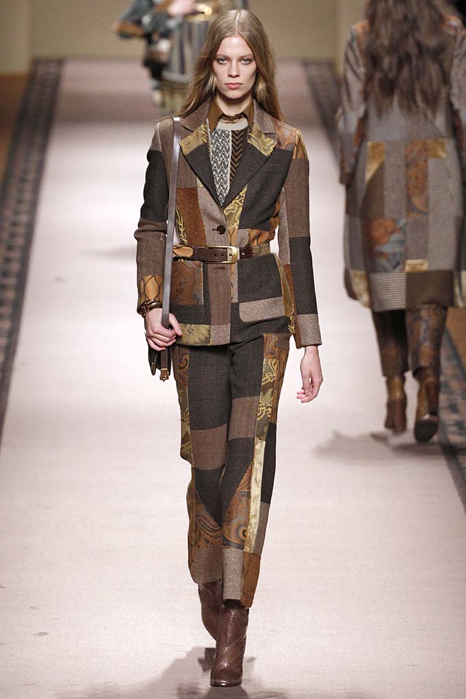 34,261 Etro Runway Stock Photos, High-Res Pictures, and Images