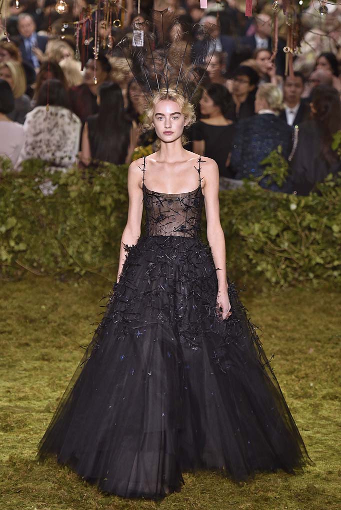 Christian dior spring online 2017