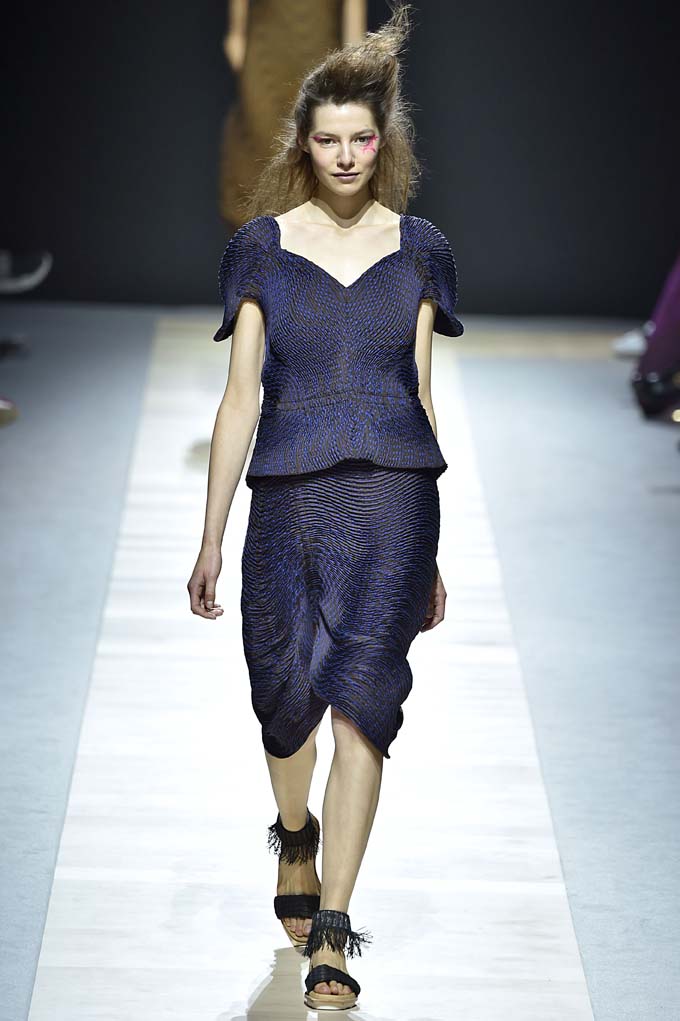 Issey Miyake Spring 2016 - Daily Front Row Issey Miyake Spring 2016 - Daily Front Row