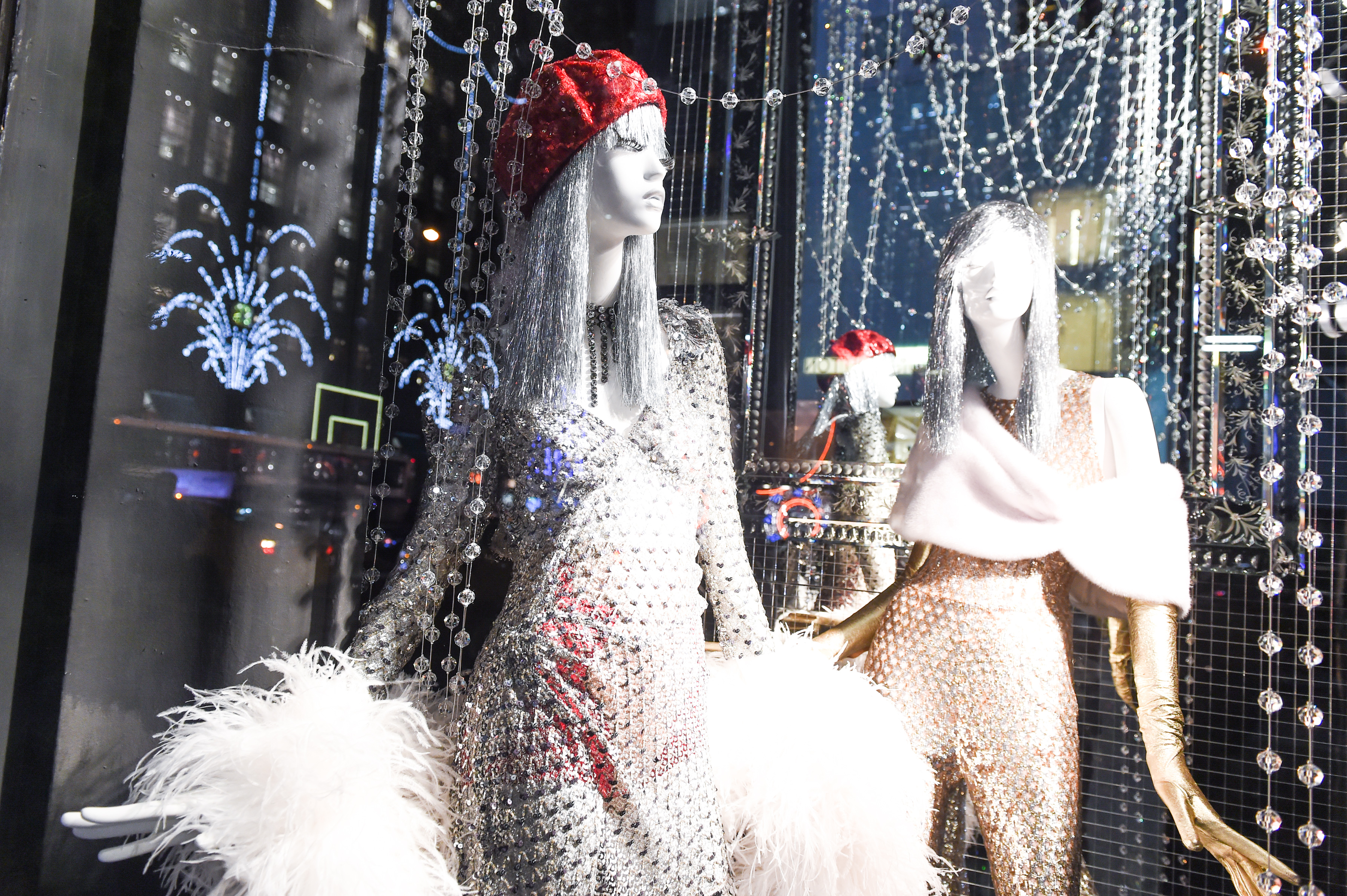 BERGDORF GOODMAN UNVEILS HOLIDAY WINDOWS - MR Magazine