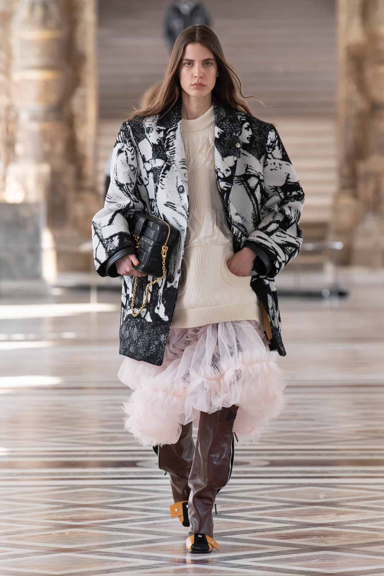 Louis Vuitton FW 21 The Age Of Enlightenment takes over The Lourve