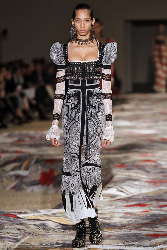 Paris Fashion Week: Alexander McQueen, Sonia Rykiel, Givenchy, and More -  Daily Front Row