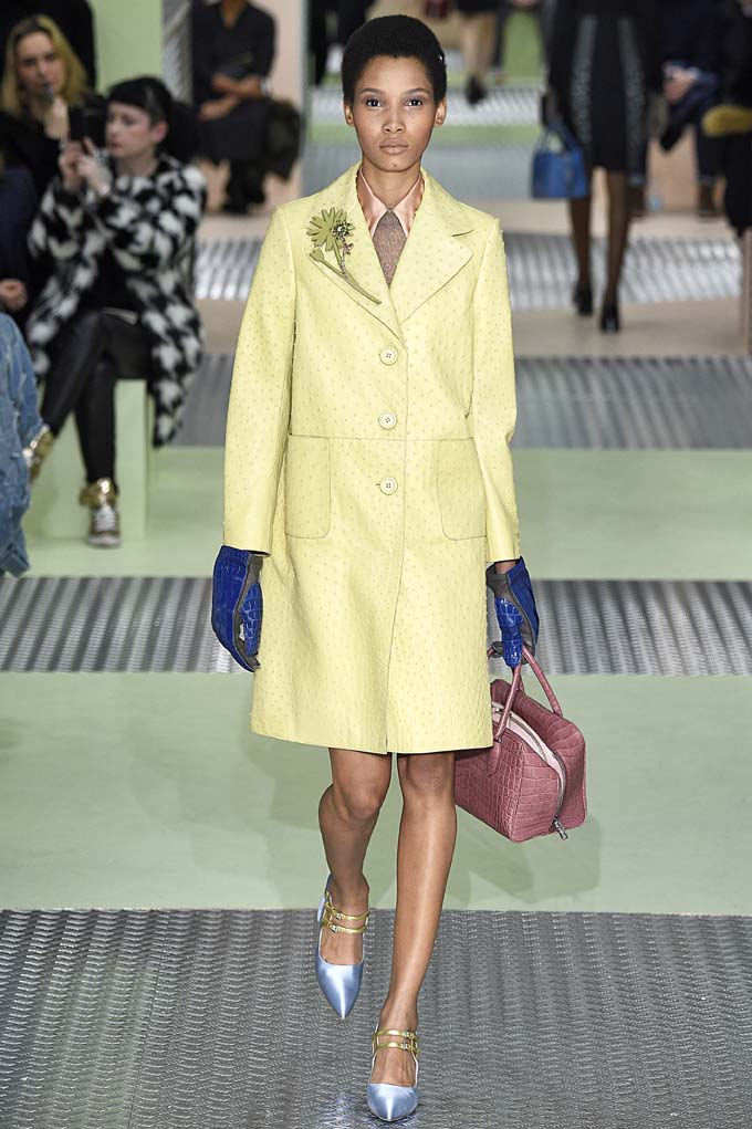 Prada Fall 2015 - Daily Front Row