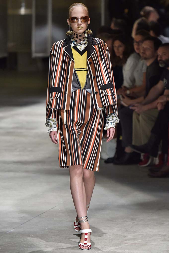 Prada Spring 2016 - Daily Front Row