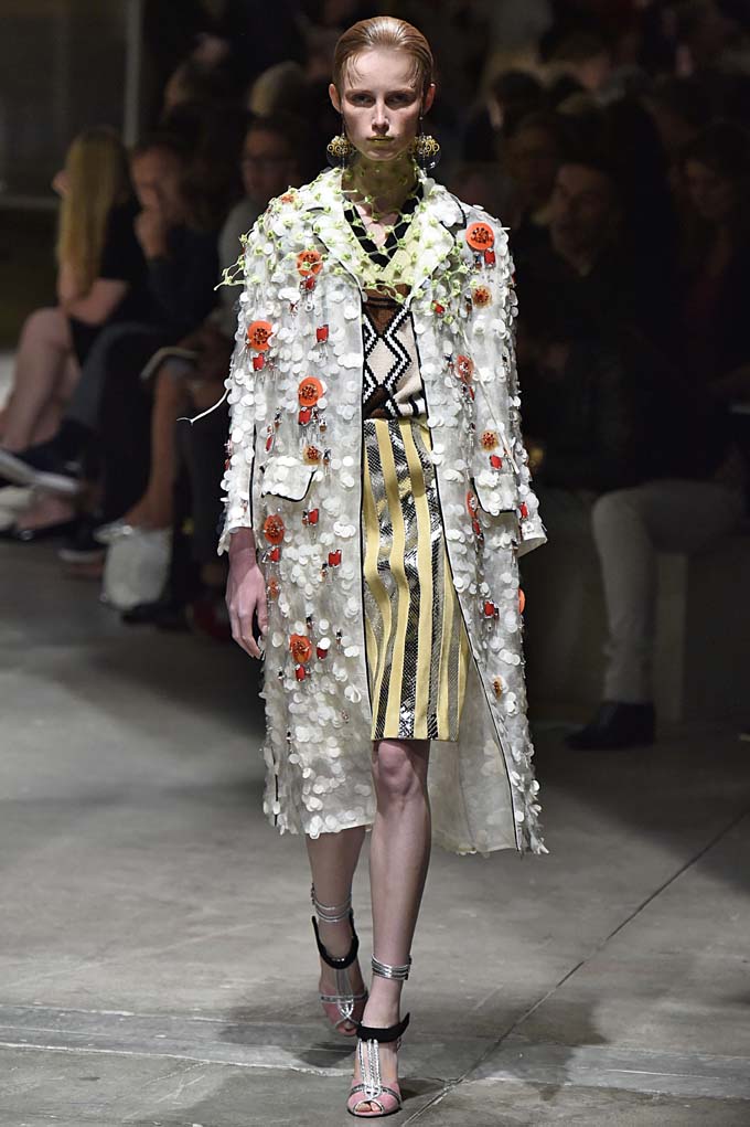 Prada Spring 2016 - Daily Front Row