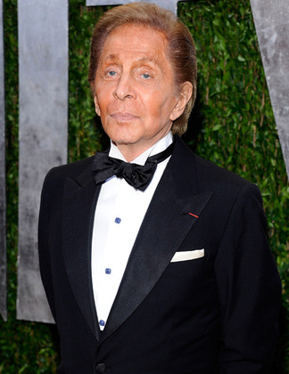 Valentino To Be Honored By amfAR - Daily Front Row