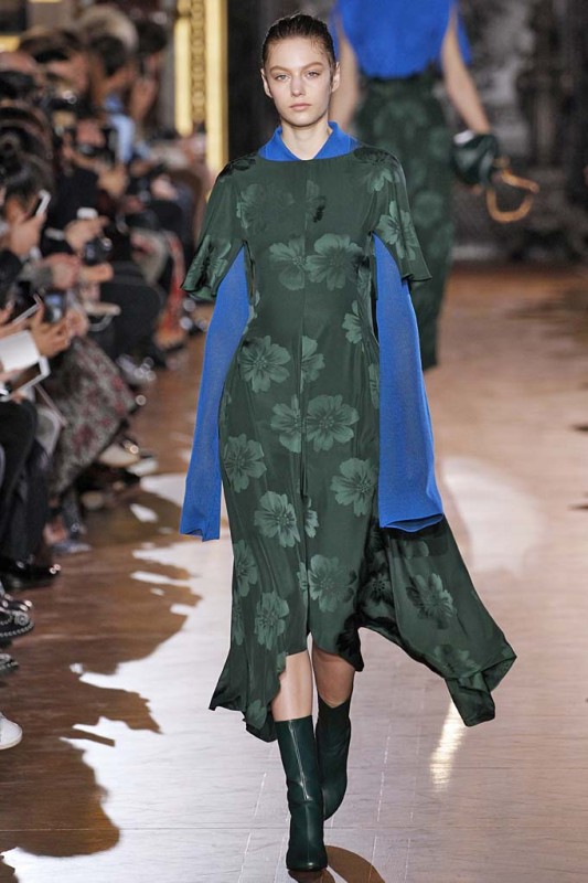 Stella McCartney Fall 2015 - Daily Front Row