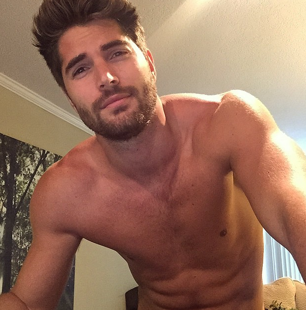 What's Nick Bateman Up To? - Daily Front Row