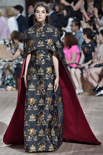 Valentino Couture Fall 2015 - Daily Front Row