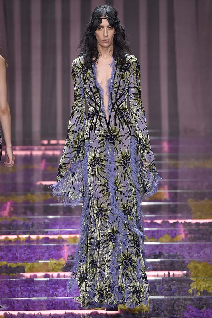 Versace Haute Couture Fall 2015 - Daily Front Row