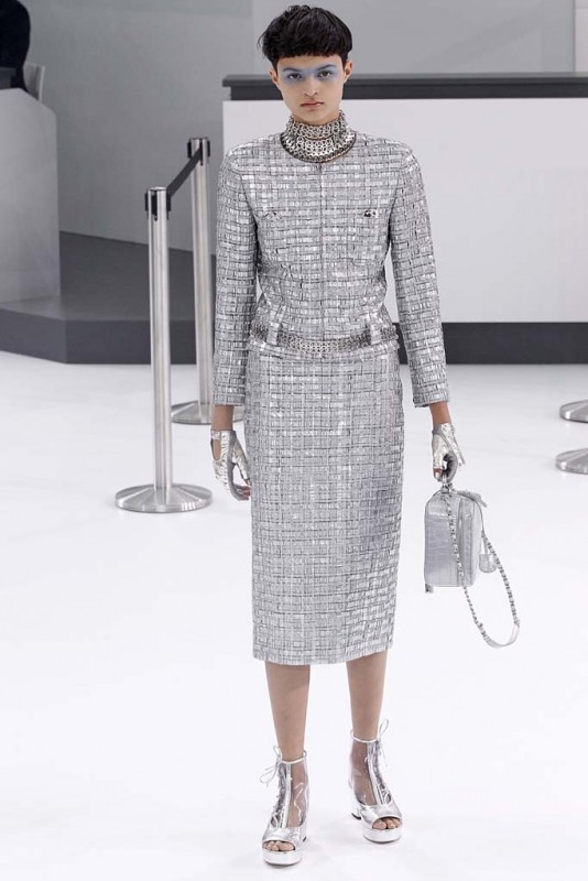 Chanel Takes Flight for Spring 2016 - Daily Front Row