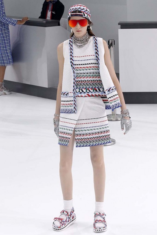 Chanel Takes Flight for Spring 2016 - Daily Front Row