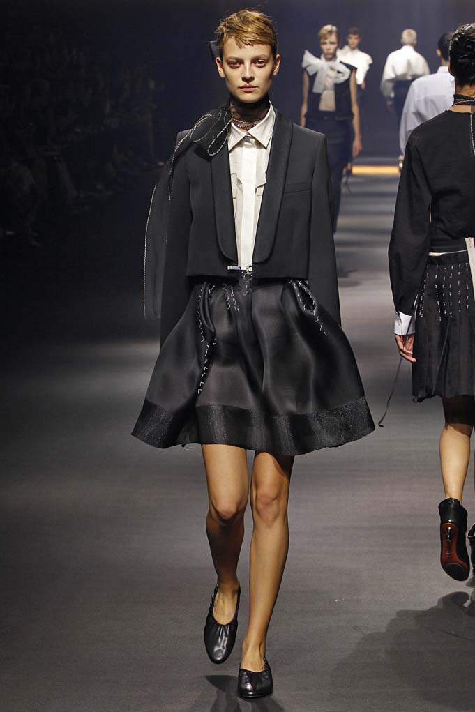 Lanvin Spring 2016 - Daily Front Row
