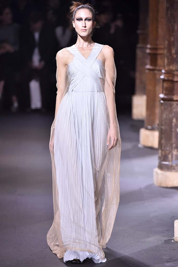 Vionnet Spring 2016 - Daily Front Row