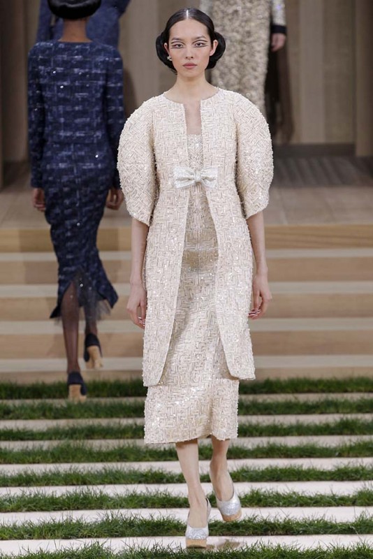 Chanel Haute Couture Spring 2016 - Daily Front Row