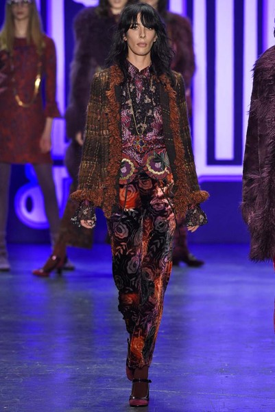 Anna Sui Fall/Winter 2016 - Daily Front Row