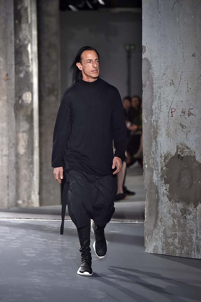 Rick Owens Fall/Winter 2016 - Daily Front Row