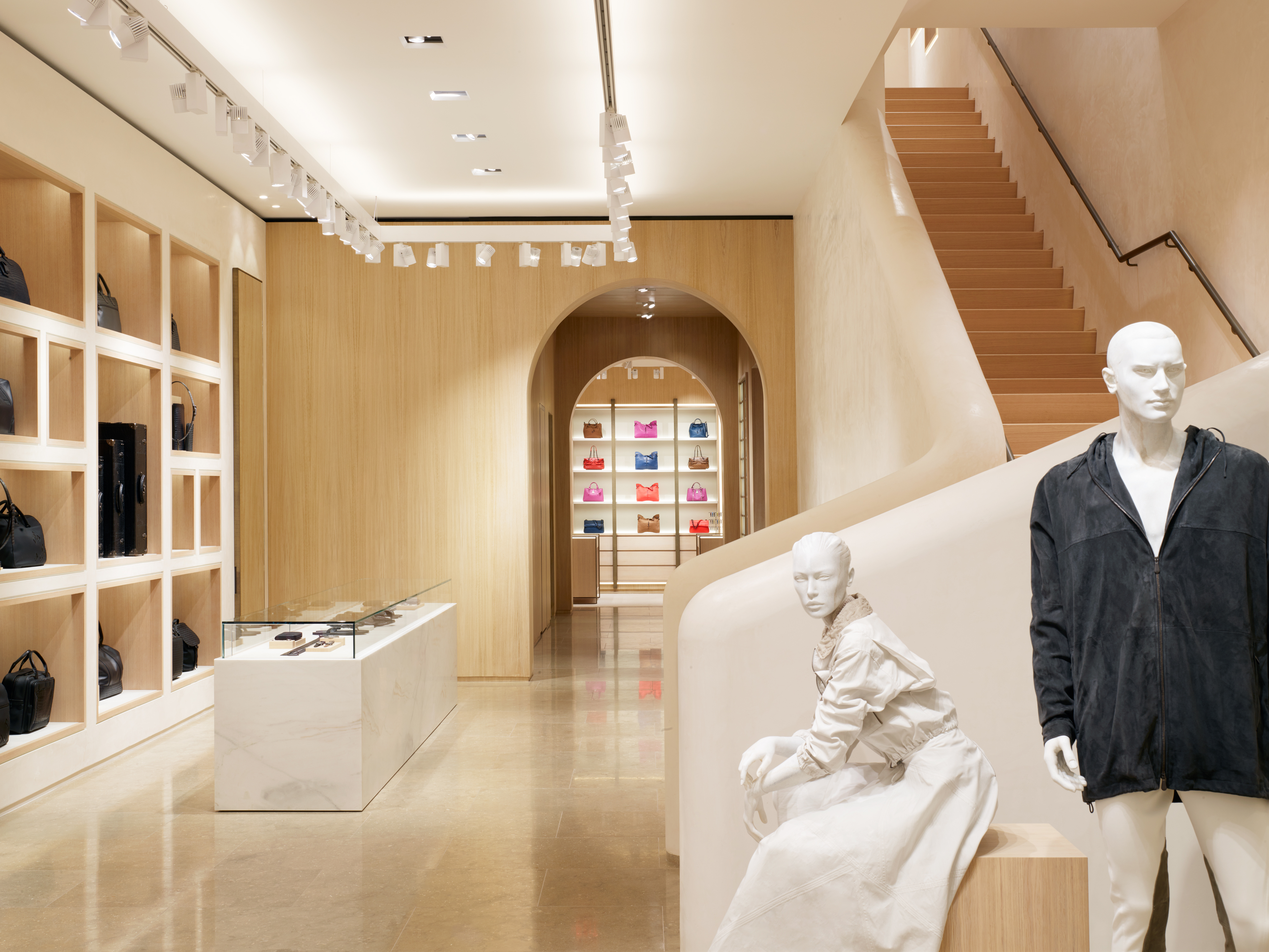 Louis Vuitton Boutique Beverly Hills - Love Beverly Hills