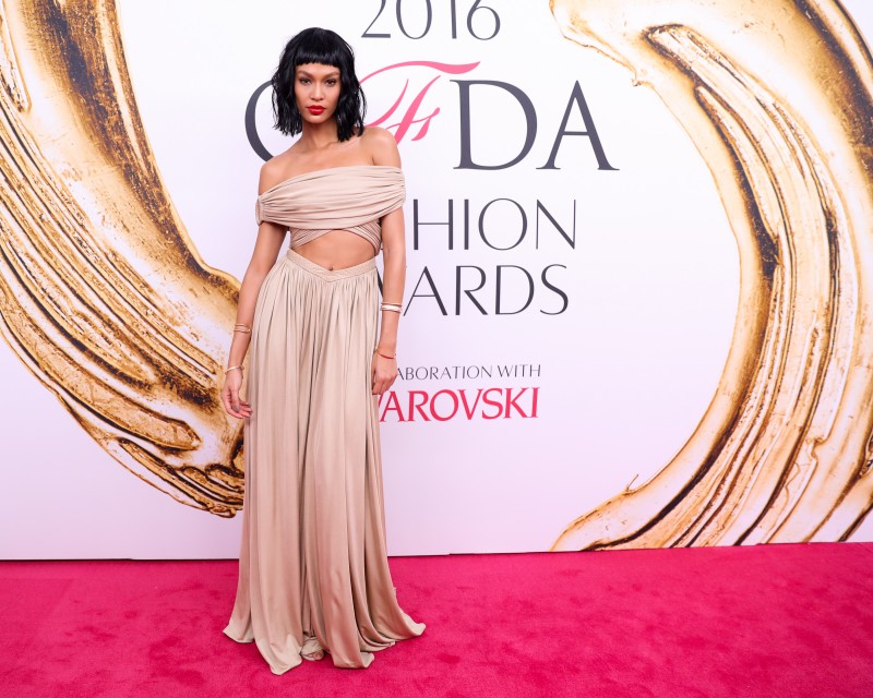 Live! From the CFDA Awards Red Carpet - Daily Front Row