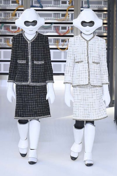 Chanel Paris RTW Spring Summer 2017 October 2016
