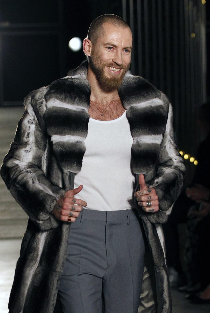 PARIS, FRANCE - JULY 04: Fashion designer Justin O'Shea walks the runway at the end of the Brioni Haute Couture Fall/Winter 2016-2017 show as part of Paris Fashion Week on July 4, 2016 in Paris, France. (Photo by Thierry Chesnot/Getty Images)