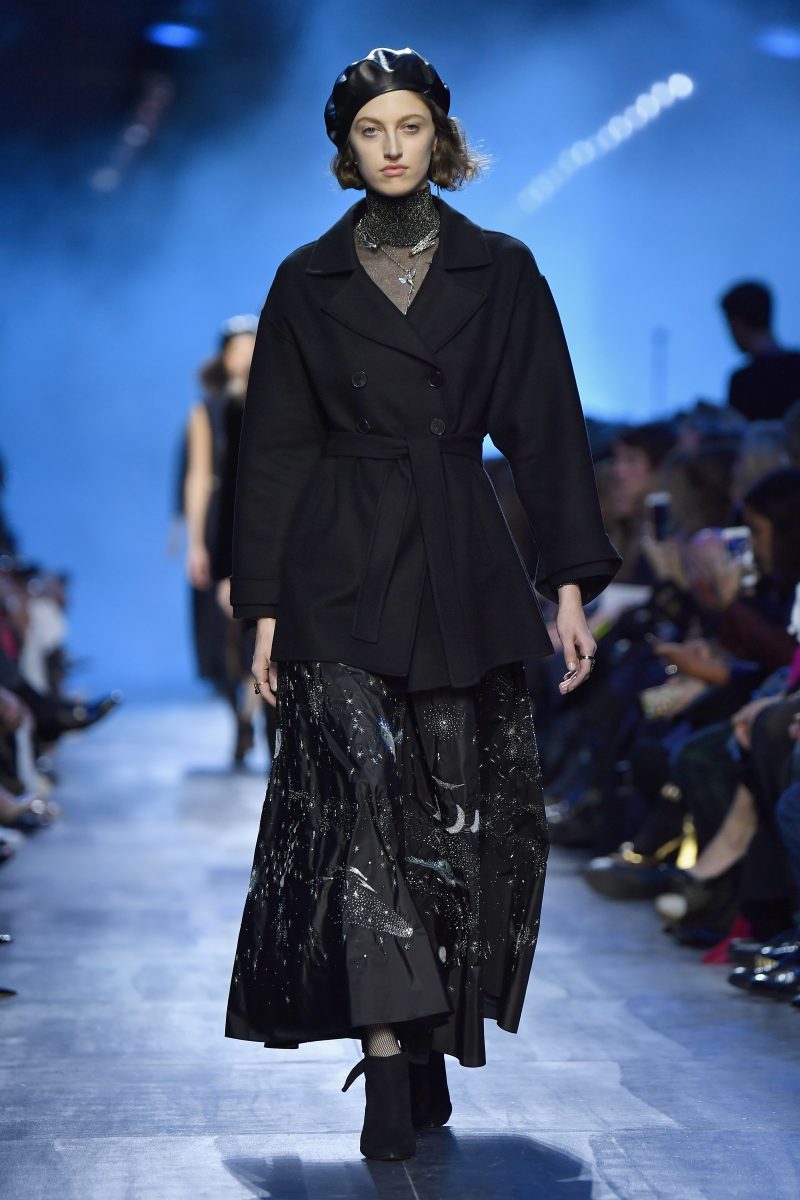 Christian Dior : Runway - Paris Fashion Week Womenswear Fall/Winter ...