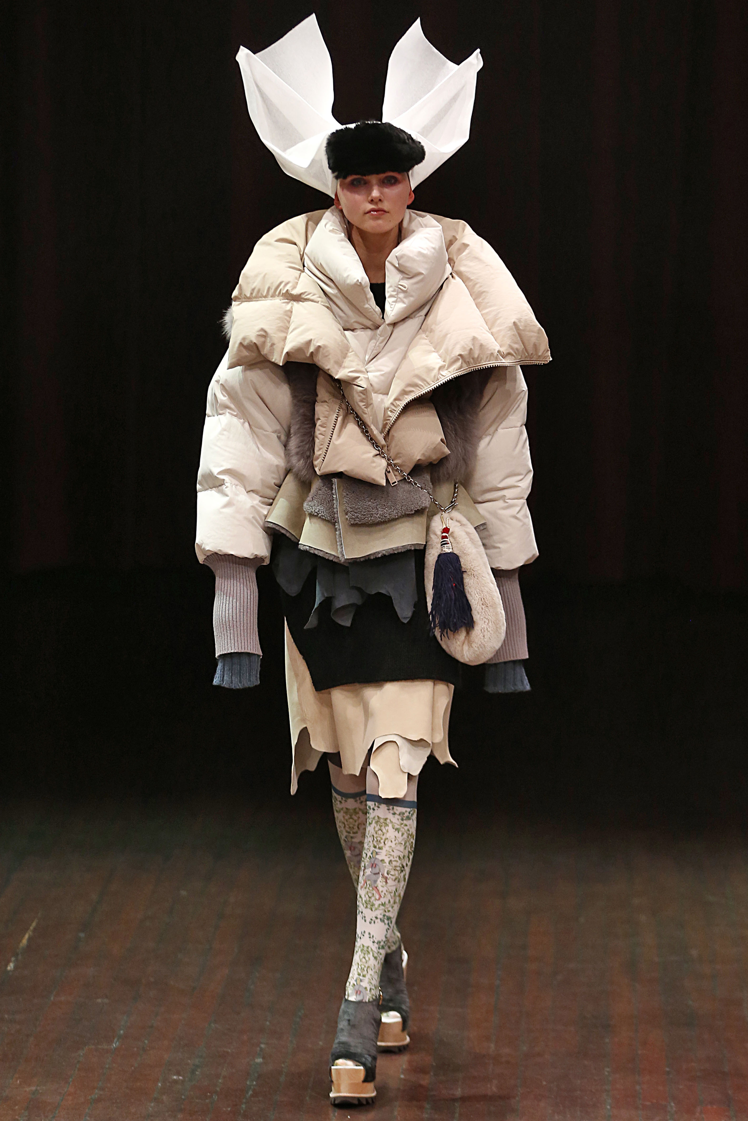 Fall undercover runway recommendations to wear for on every day in 2019 Fall undercover runway forecast dress for everyday in 2019
