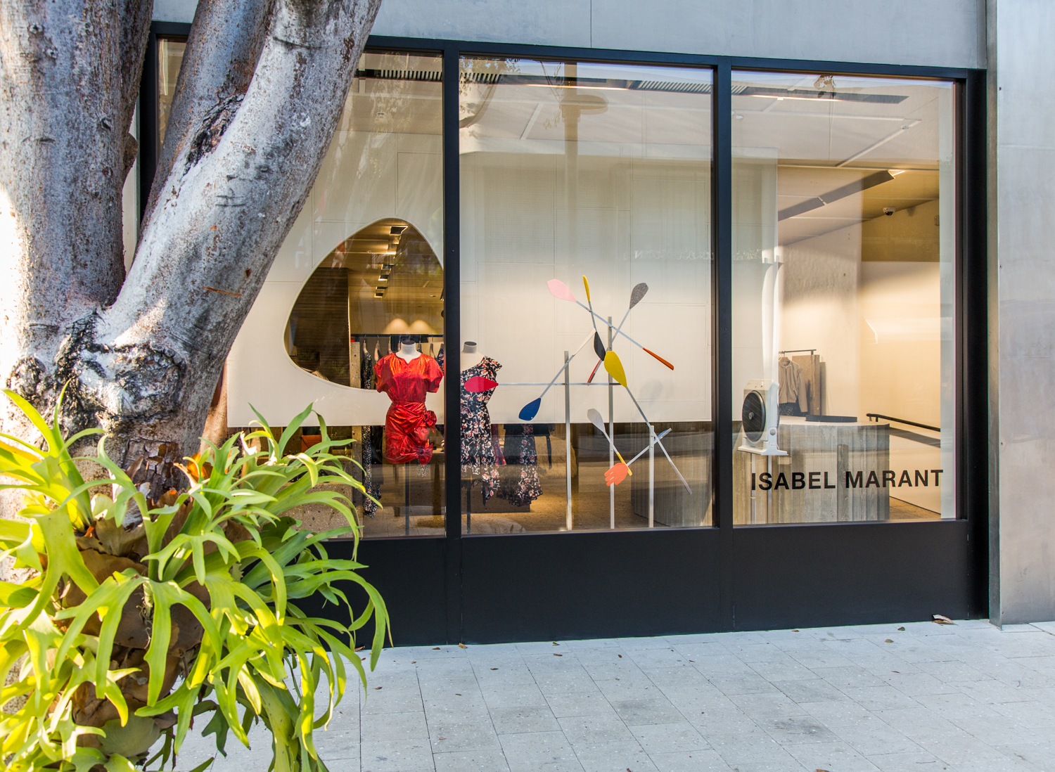 Bij elkaar passen Kenia Editie Isabel Marant Unveils New Miami Boutique - Daily Front Row