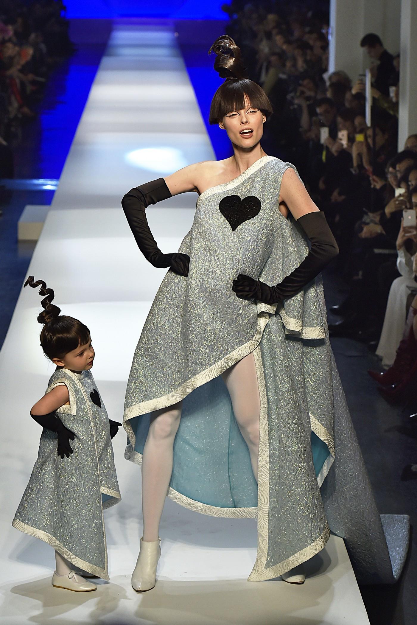 Coco Rocha and Her Daughter Walk Runway At Paris Couture Week - Coco Rocha Mommy  and Me Moment Jean Paul Gaultier Couture