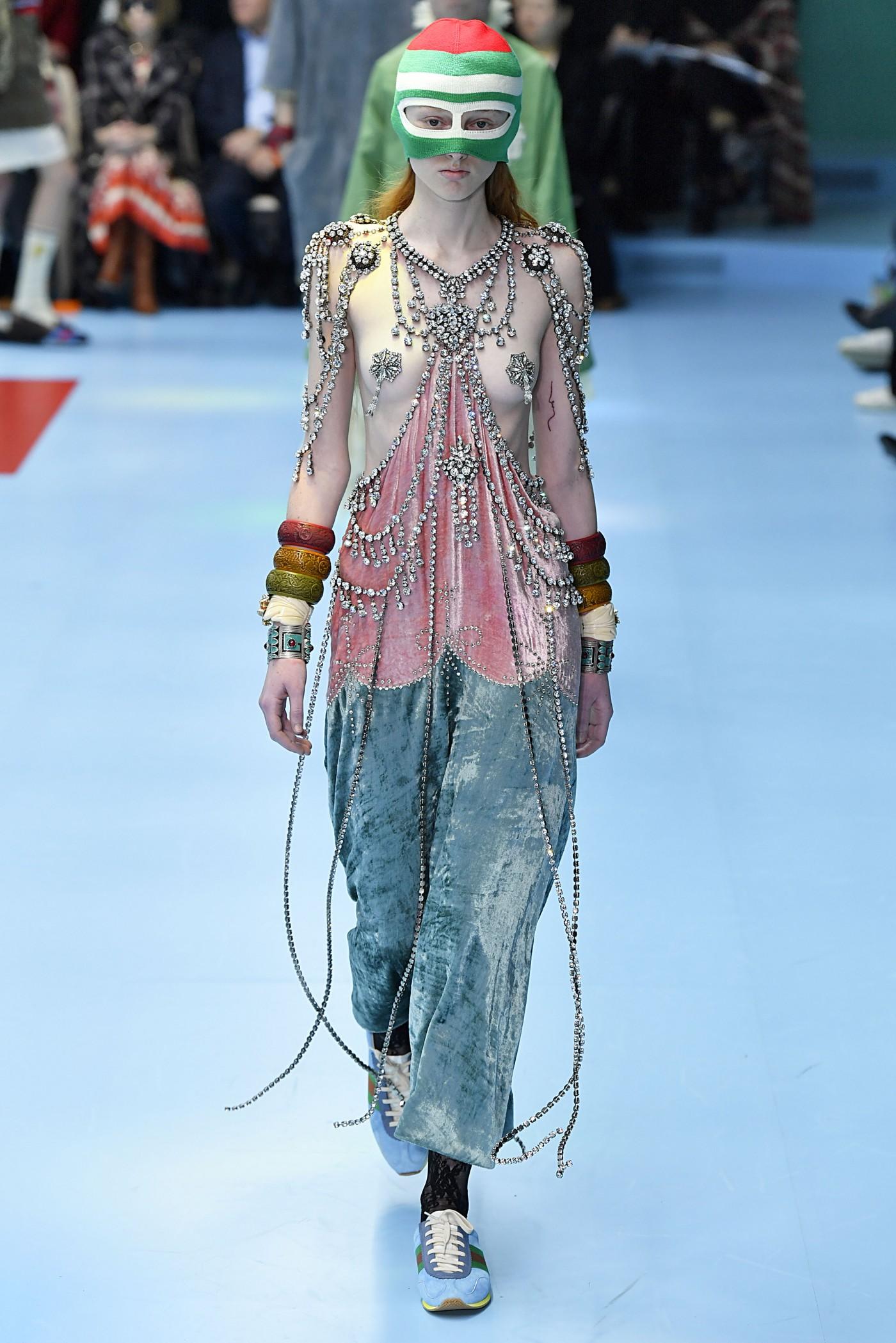 Crazy Fashion Show Outfits Crazy Fashion Show Outfits