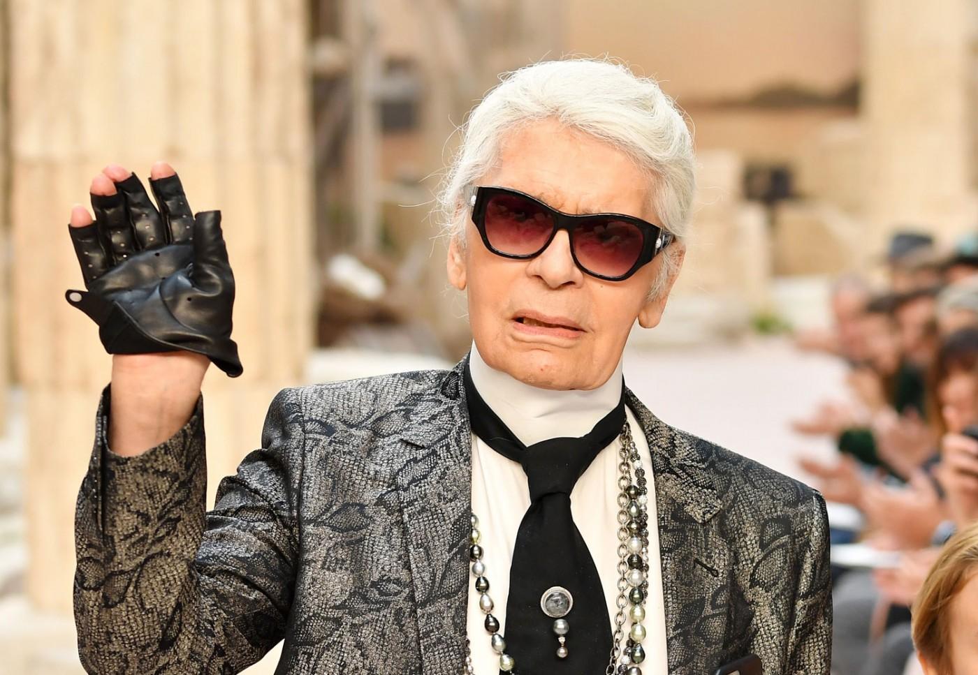 Karl Lagerfeld, fashion designer who reinvented Chanel, dies at 85