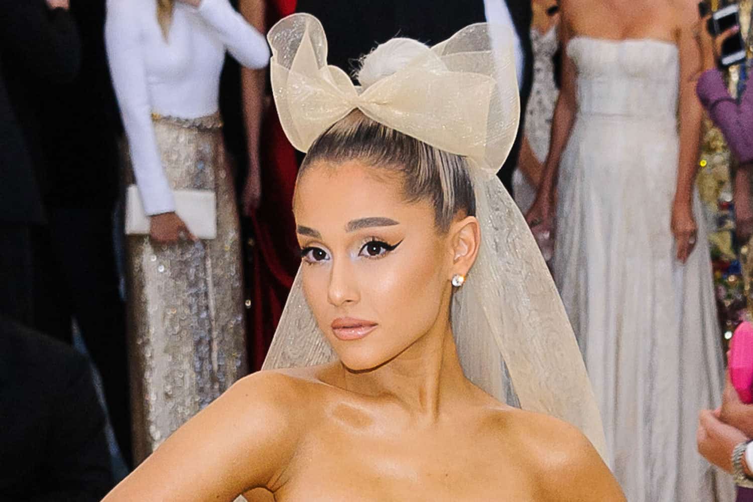 Ariana Grande Is Chic in First Appearance Since News of Split From