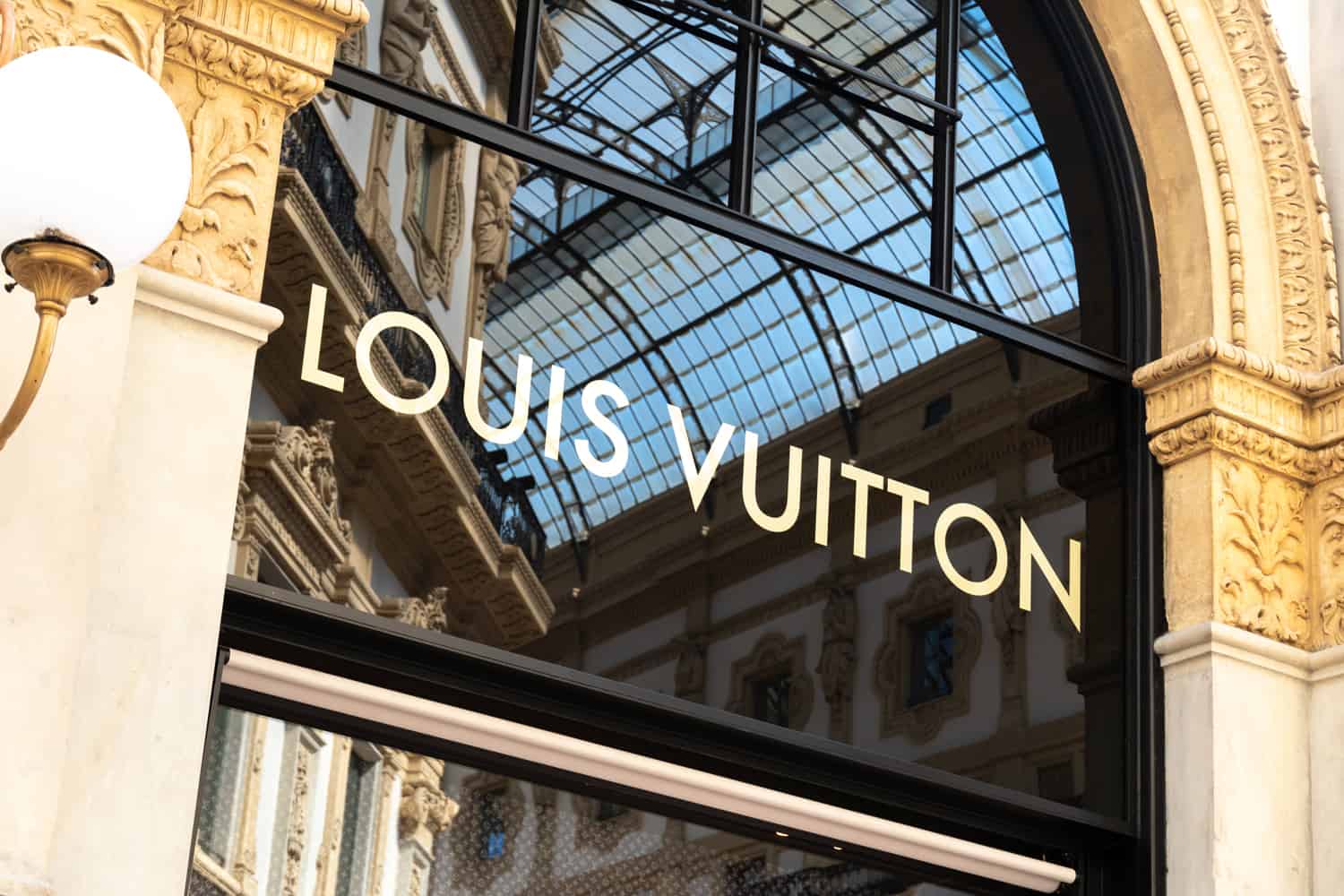 The @louisvuitton cafe is a temporary pop up in Paris offering a
