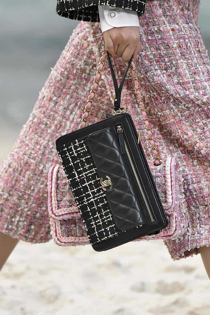 39 Lust-Worthy Bags From Chanel's Beach-Themed Spring 2019 Show