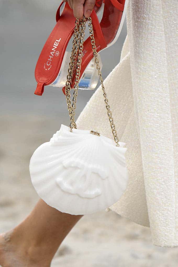 Chanel Seashell clutch  Chanel spring, Chanel bag, Sea shells