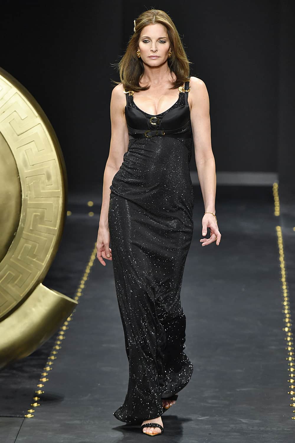 Stephanie Seymour, '90s Icon, Made a Surprise Appearance at Versace