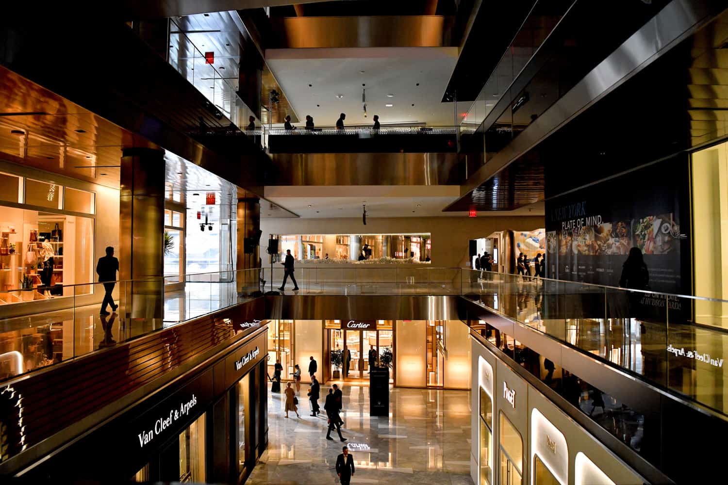 Neiman Marcus Plays Up 'Retail Theater' In Its First New York City Store At  Hudson Yards