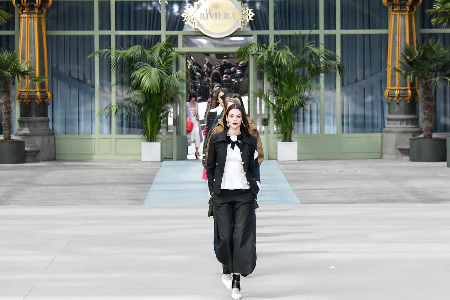 Paris Fashion Week makes it official: You need a cape for fall 2020 –  Reading Eagle
