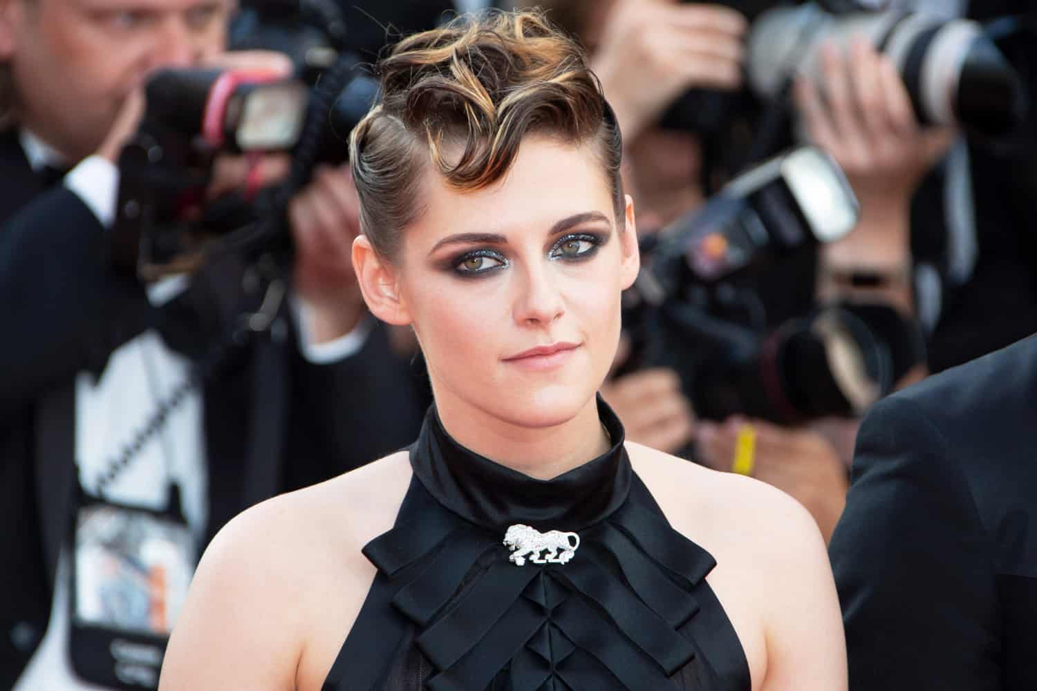 Kristen Stewart Opens Up About Her Relationship With Karl Lagerfeld