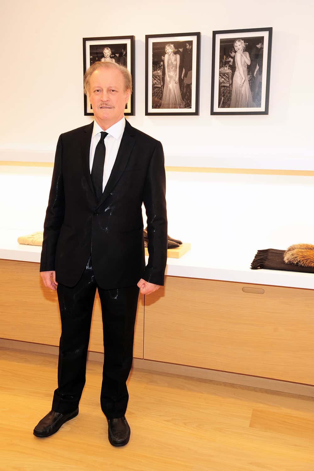 Designer Vince Camuto poses during his marketing event at Nordstrom News  Photo - Getty Images
