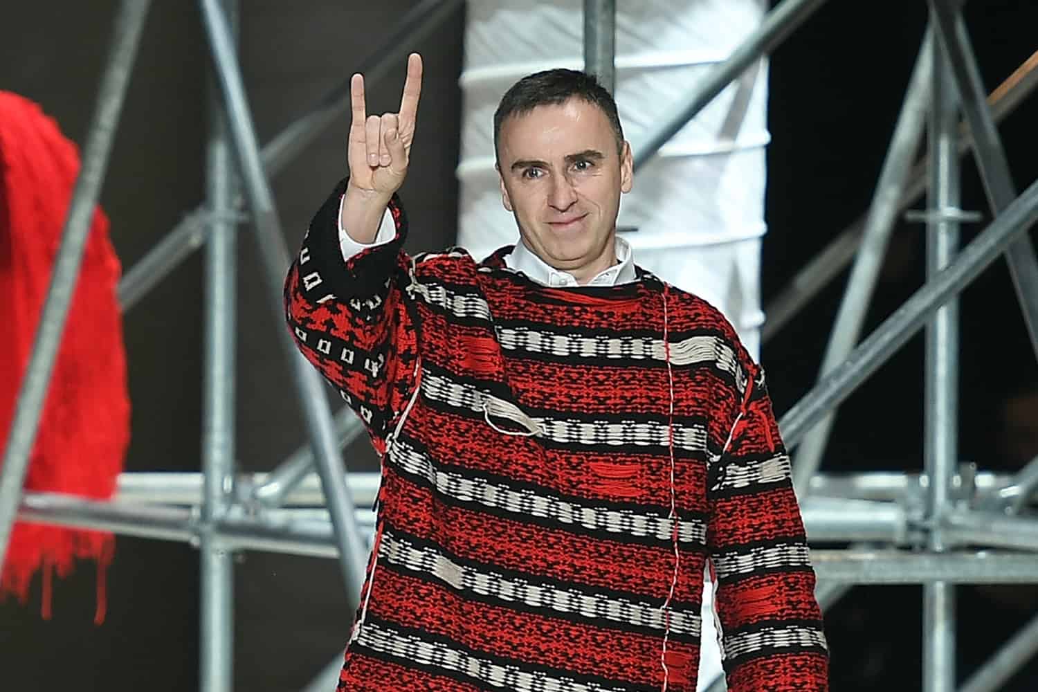 Raf Simons Has a Margiela Collection, Elegance and Charm at Lanvin
