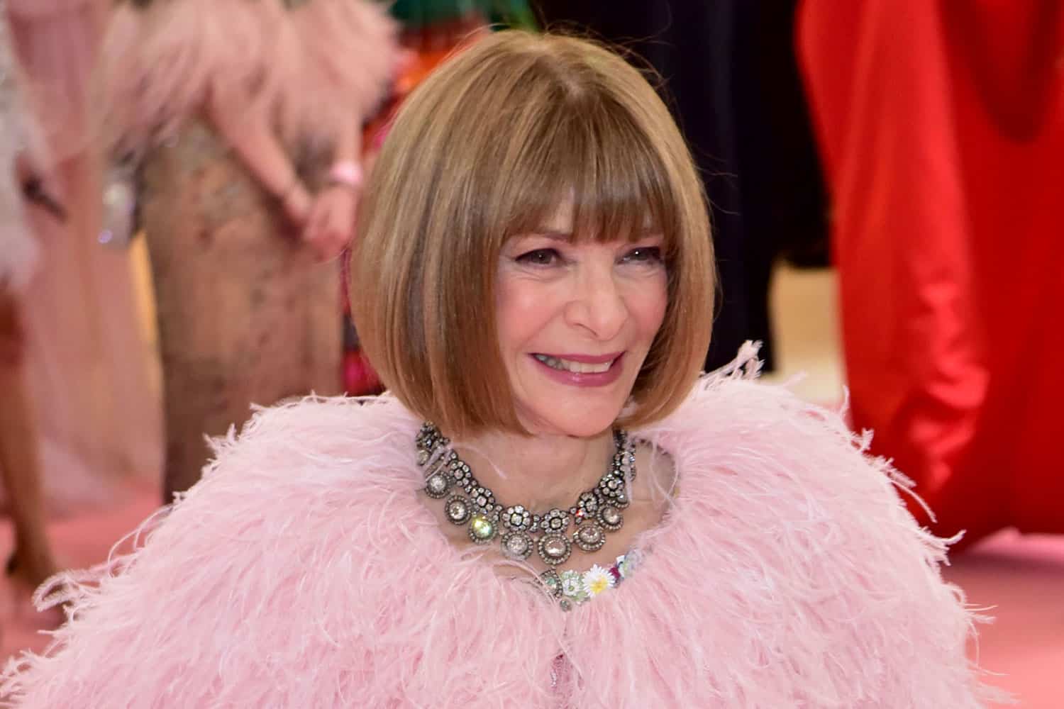 Anna Wintour To Speak at Teen Vogue's Commencement - Daily Front Row