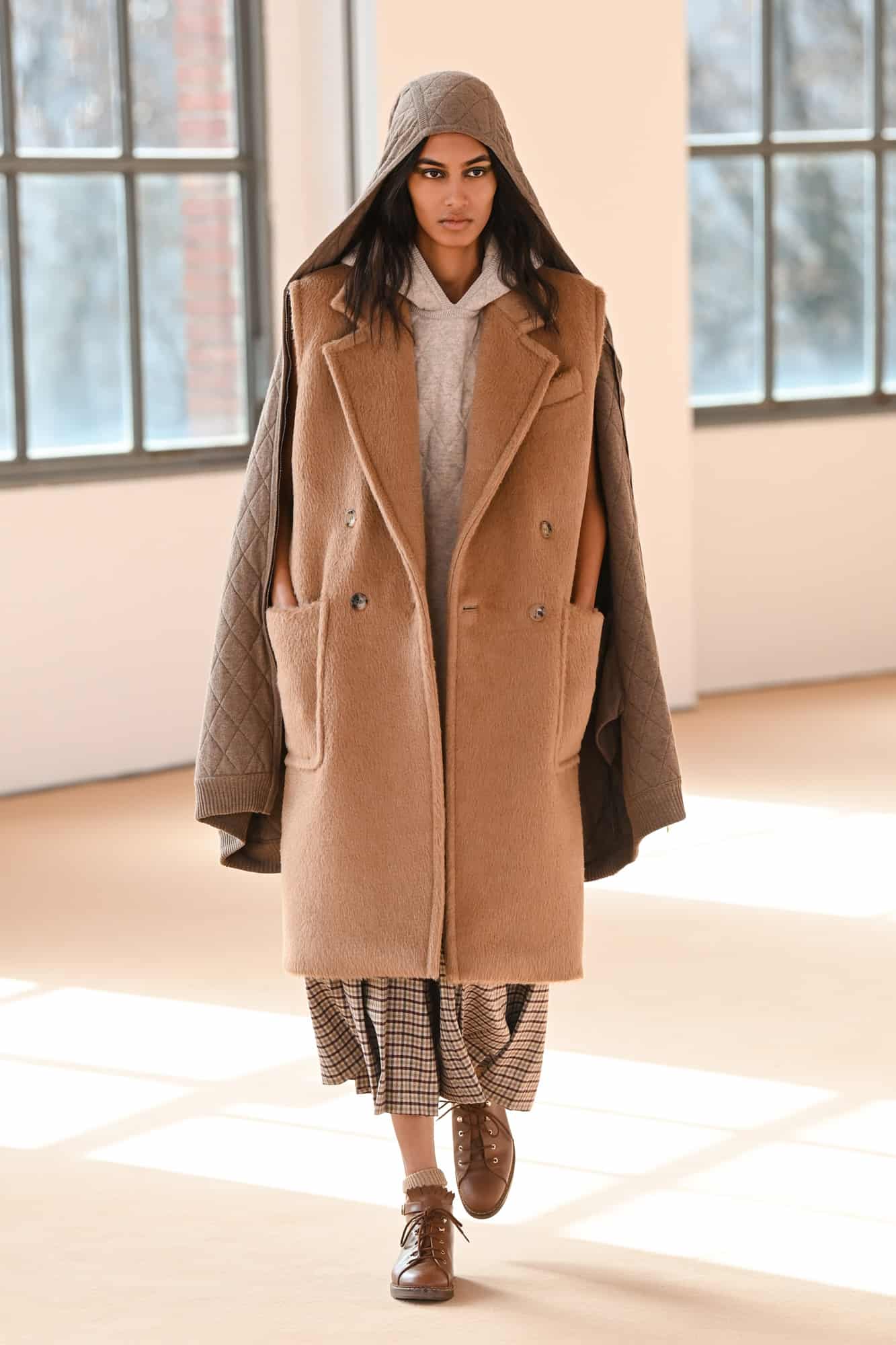 Max Mara's Digital Jubilee For Fall '21 Included A Tribute To The Late  Stella Tennant - Daily Front Row