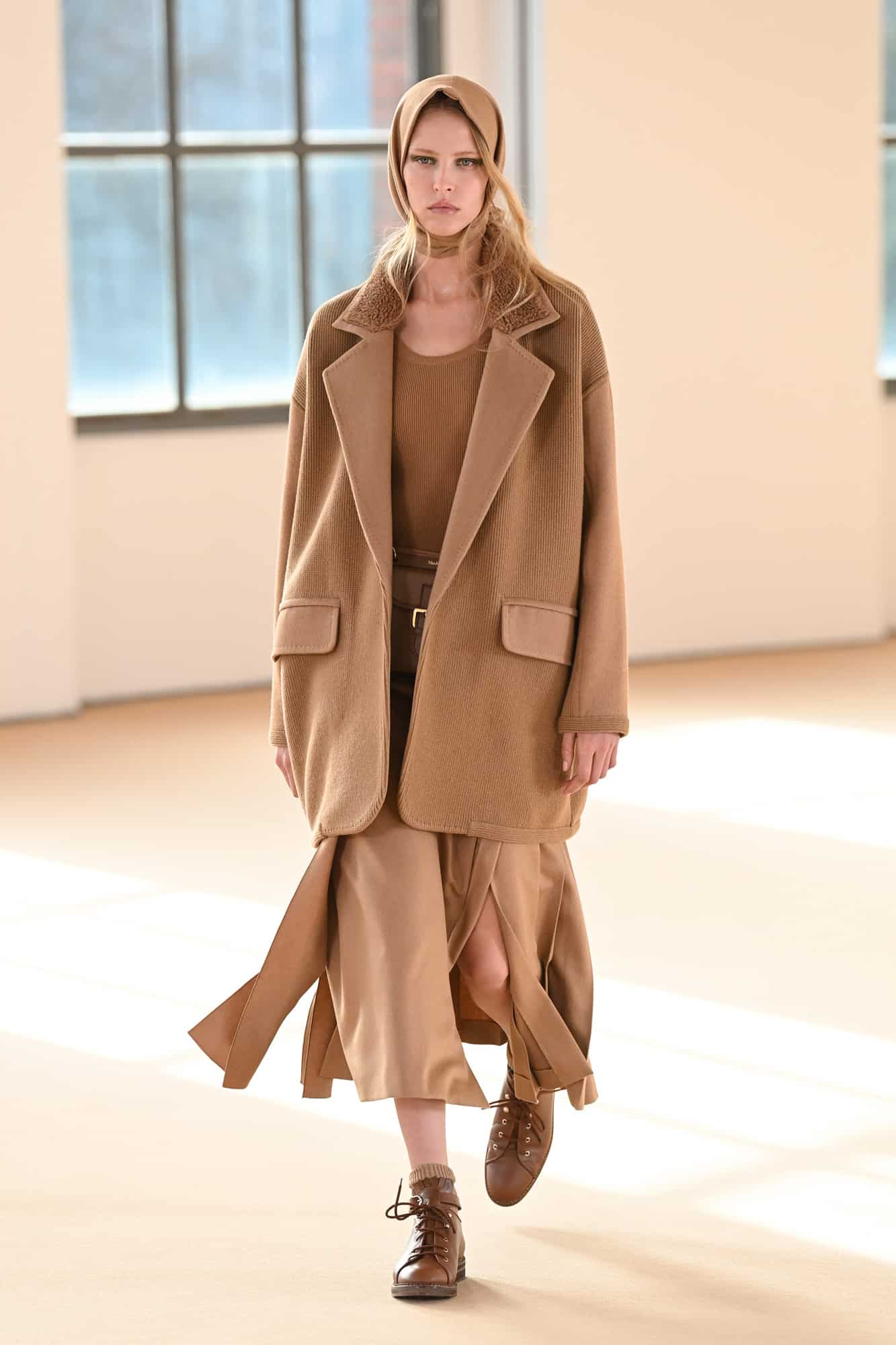 Max Mara's Digital Jubilee For Fall '21 Included A Tribute To The Late  Stella Tennant - Daily Front Row