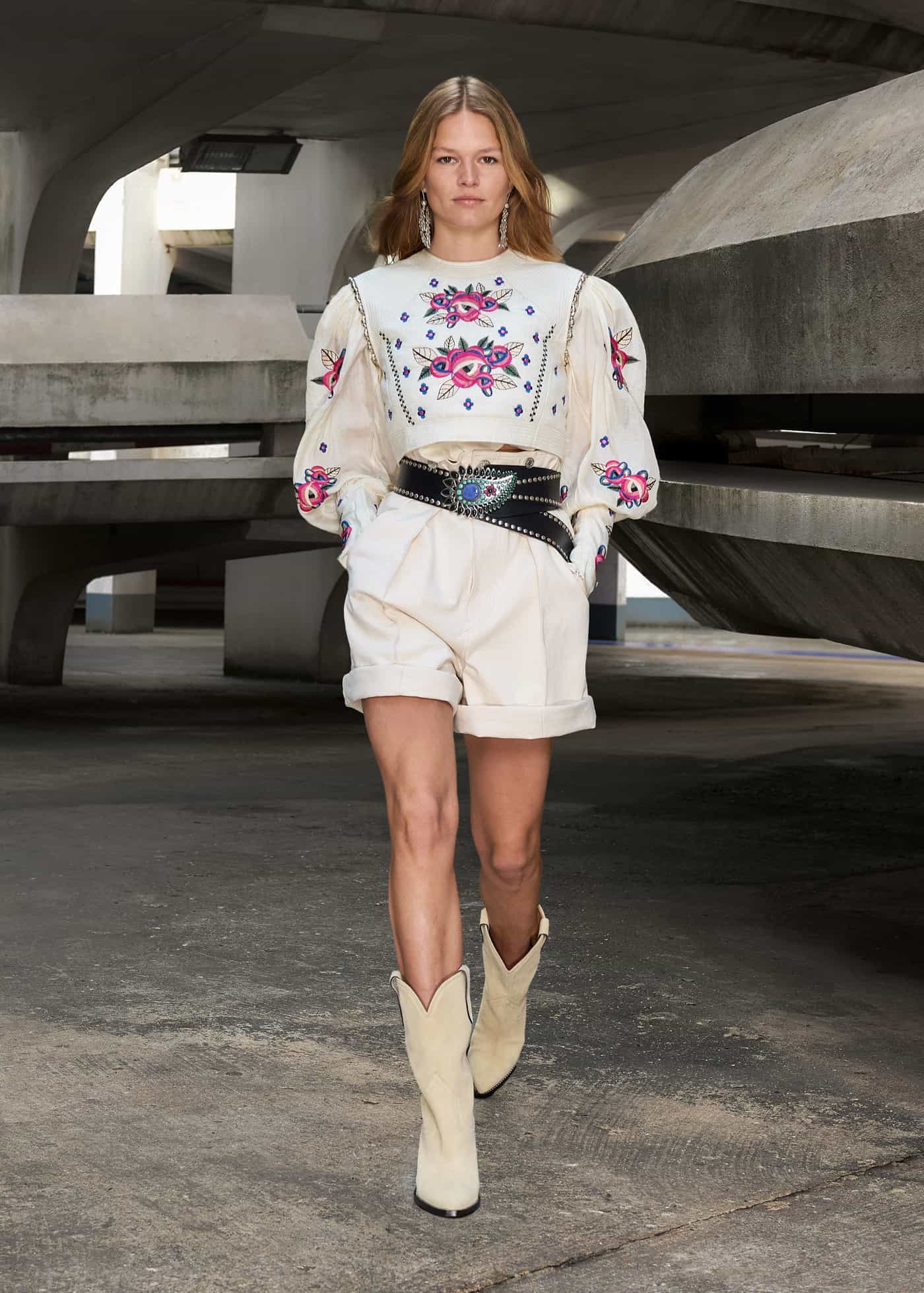 Ook Lounge Bekritiseren Isabel Marant Looks To Jimi And Janice For Fall '21