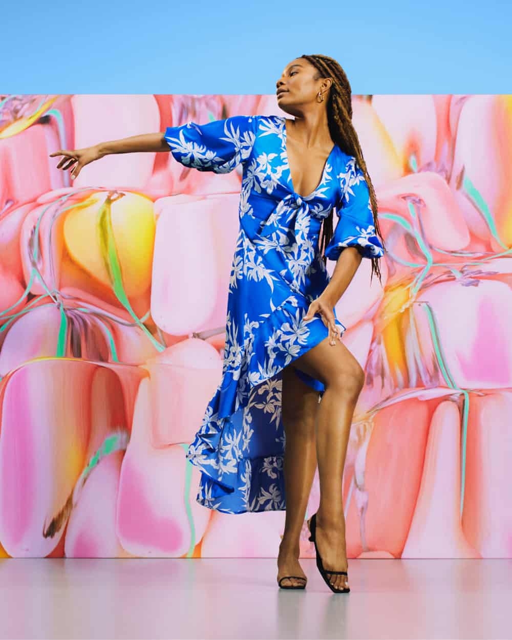 Alexis high top low dress